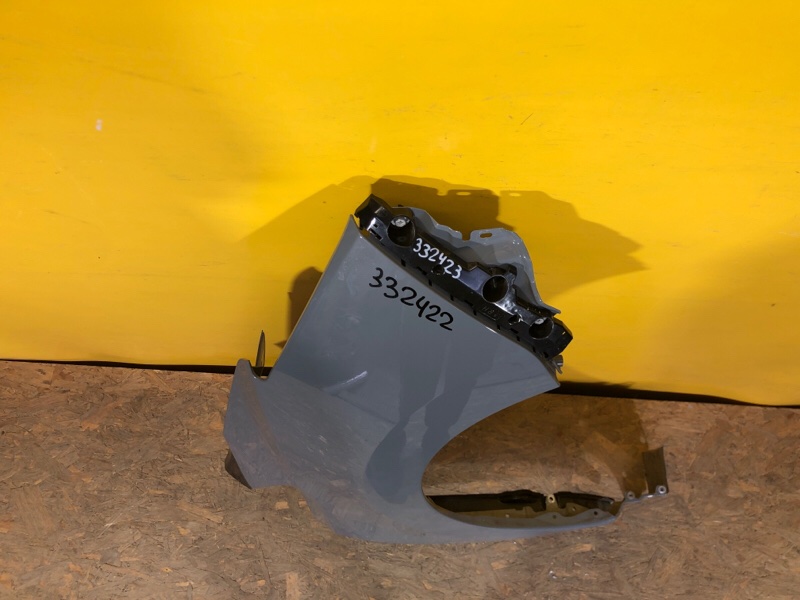 Крыло переднее правое NISSAN LEAF 18-