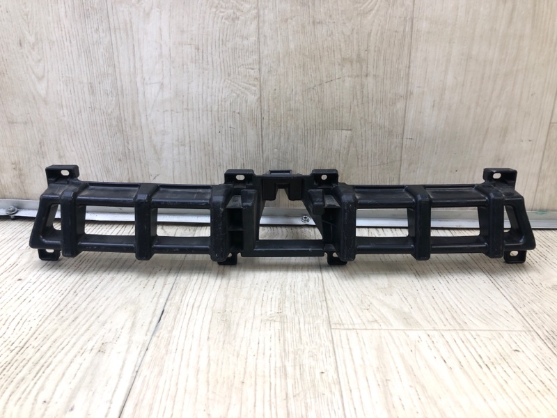 Кронштейн переднего бампера передний TOYOTA HIGHLANDER 13-19 525210E020 Б/У