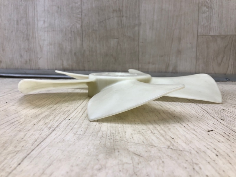 Крыльчатка вентилятора основного радиатора LEXUS RX300/330/350/400 03-09