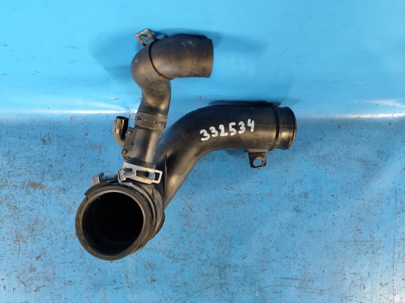 Патрубок впускного коллектора MAZDA CX-5 (KE) 11-17 2.2 Diesel SH0113231 Б/У