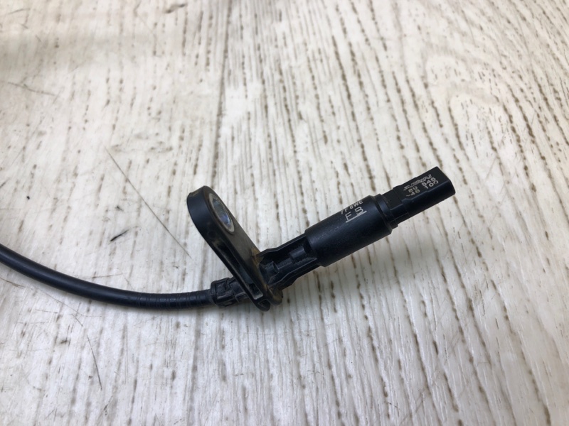 Датчик ABS задний правый RX350/450 15-22 Датчик ABS задний правый RX350/450 15-22