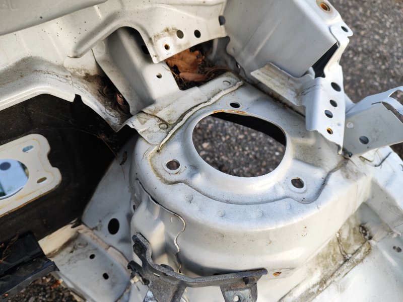 Четверть кузова передняя левый PRIUS PLUS 11-14 2013 ZVW41L 1.8 2ZRFXE Четверть кузова передняя левый PRIUS PLUS 11-14 2013 ZVW41L 1.8 2ZRFXE