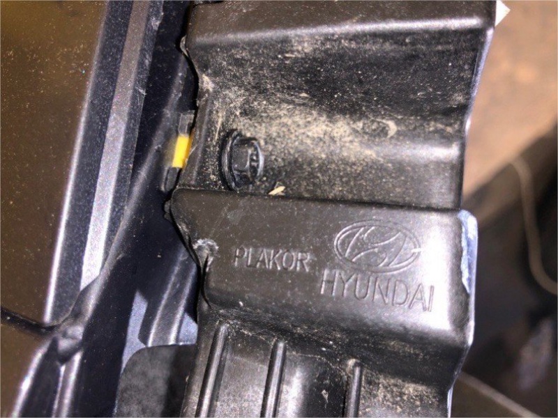 Кронштейн переднего бампера (на крыле) левый KONA OS 17-23