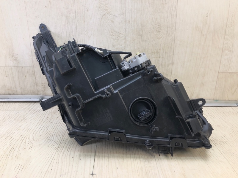 Фара передняя левая NX 14-21