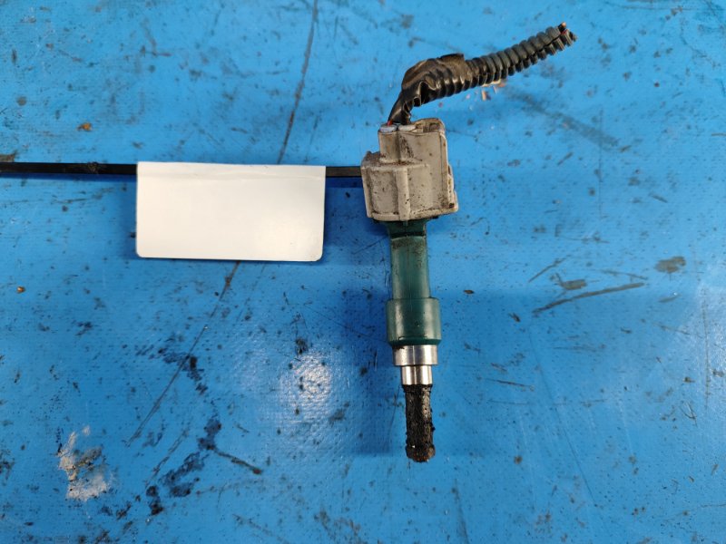 Форсунка топливная PRIUS - 30 09-17 2012 ZVW30 1.8 2ZRFXE