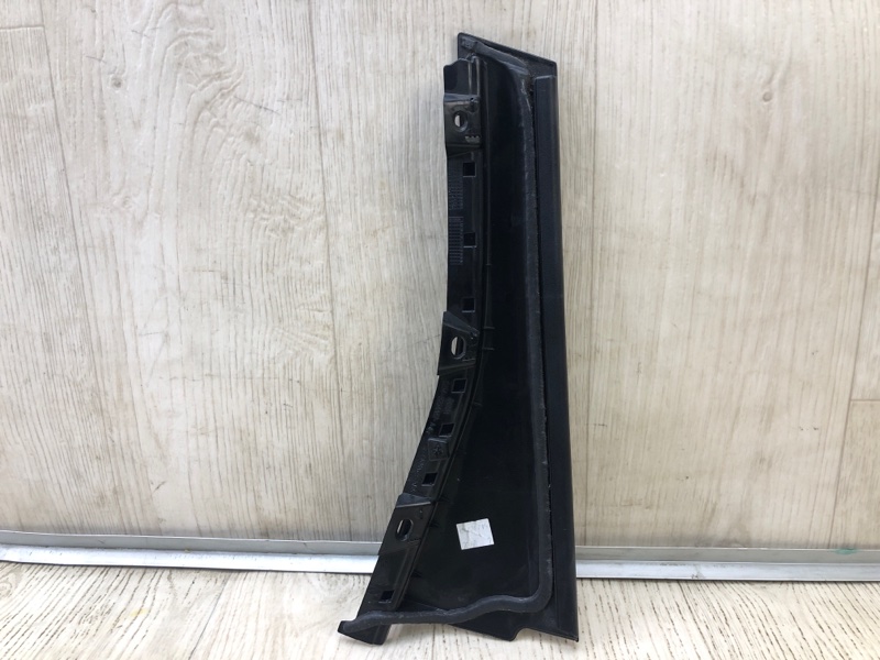 Накладка двери задняя правая ESCAPE 12-19 2018 TM2 1.5 M9MA