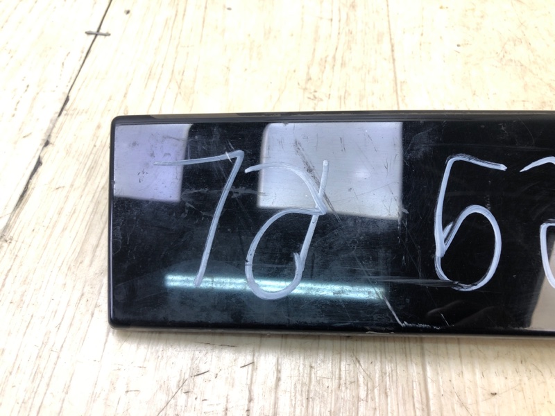 Накладка двери задняя левая ESCAPE 12-19 2018 TM2 1.5 M9MA