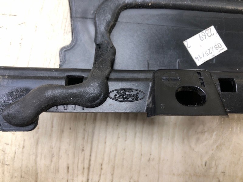 Накладка двери задняя правая ESCAPE 12-19 2018 TM2 1.5 M9MA