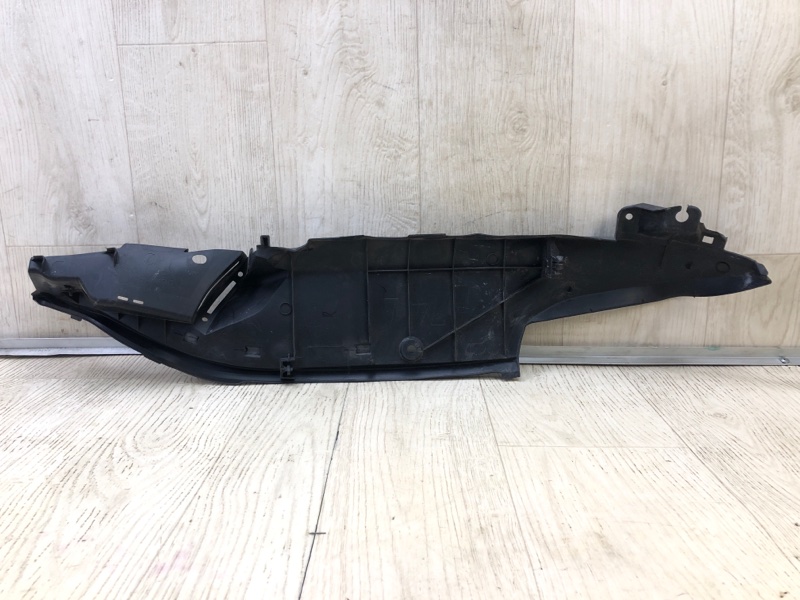 Пыльник крыла передний левый RX350/450 15-22