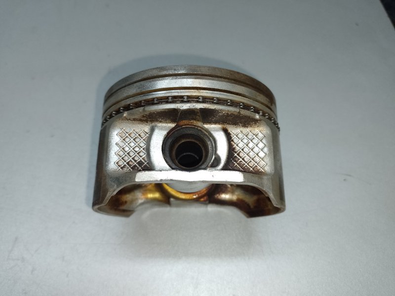 Поршень TOYOTA SIENNA 03-10 3.3 3MZ-FE 13101-0A040 Б/У