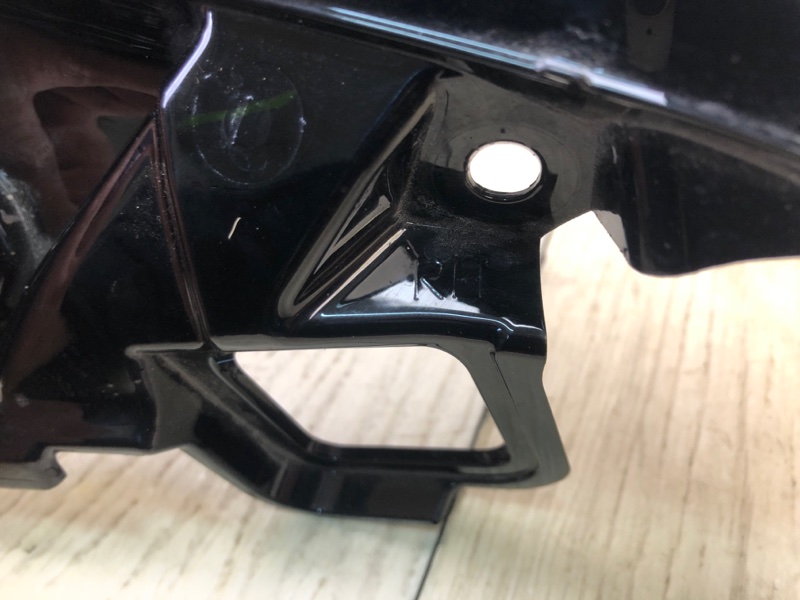 Накладка крышки багажника задняя правая RX350/450 15-22