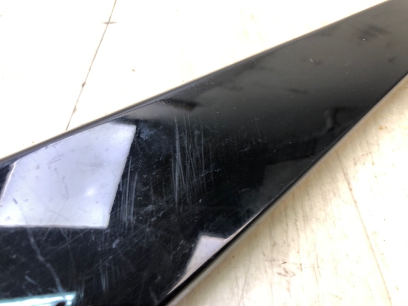 Накладка крышки багажника задняя левая RX350/450 15-22