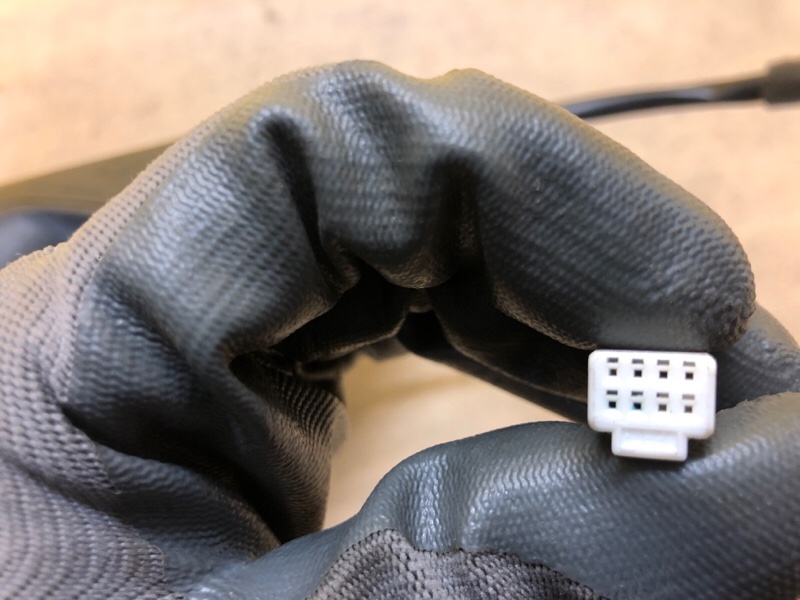 Зеркало правое LEAF 18-