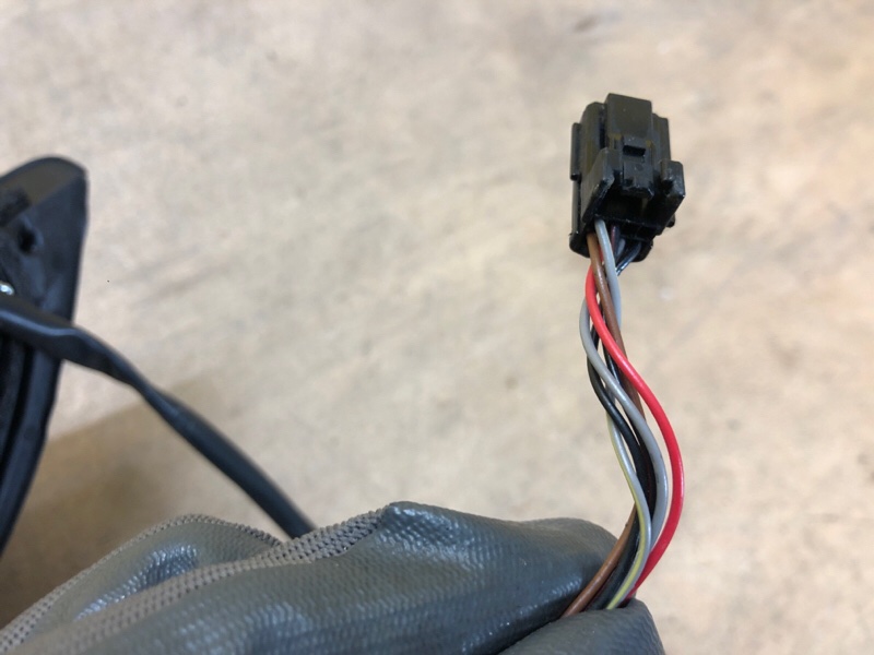 Зеркало правое LEAF 18-