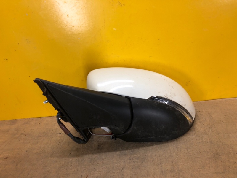 Зеркало левое LEAF 18-