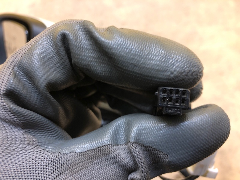 Зеркало левое LEAF 18-