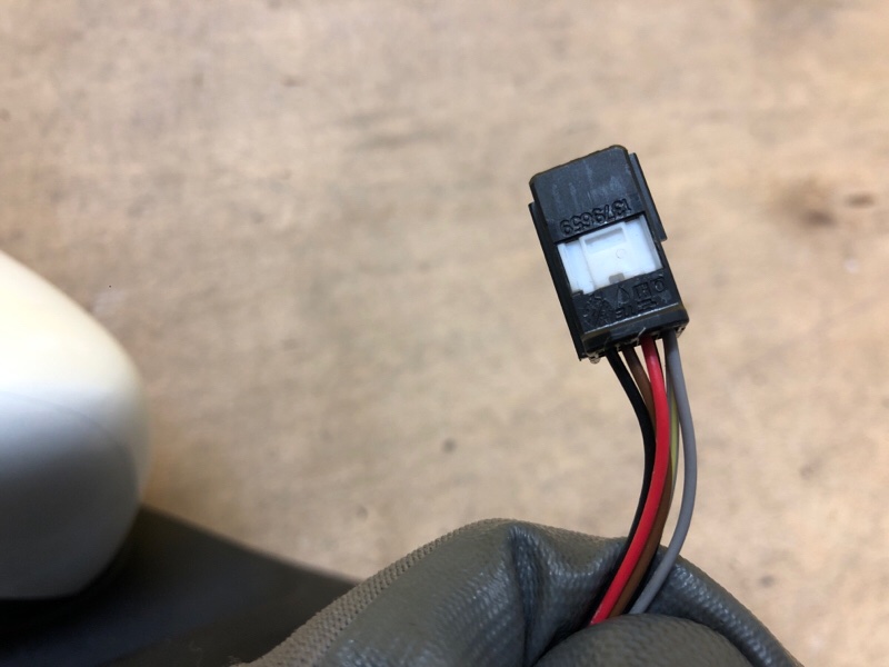 Зеркало левое LEAF 18-