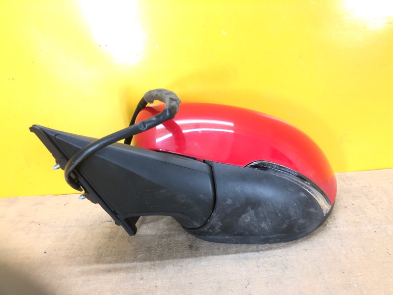 Зеркало левое LEAF 18-