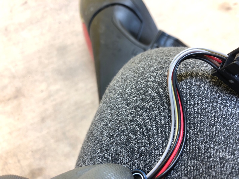 Зеркало левое LEAF 18-