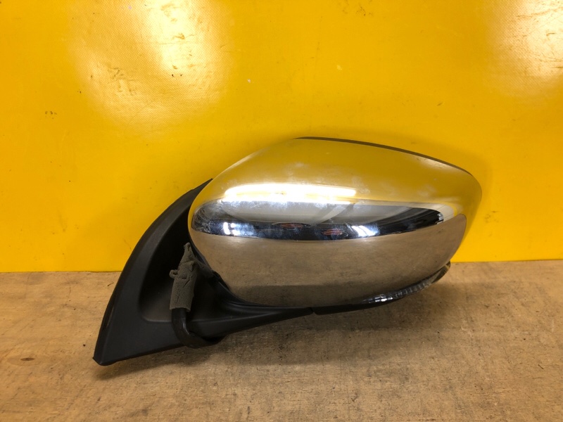 Зеркало левое LEAF 18-