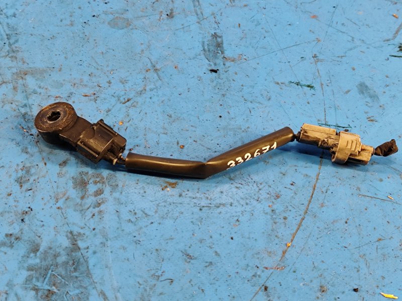 Датчик детонации TOYOTA PRIUS - 30 09-17 2012 ZVW30 1.8 2ZRFXE 89715-20090 Б/У