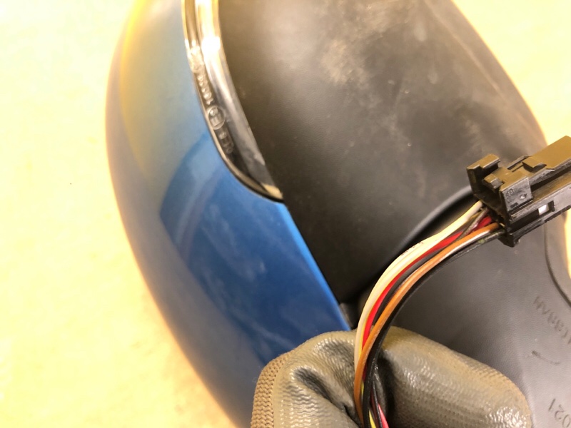 Зеркало левое LEAF 18-