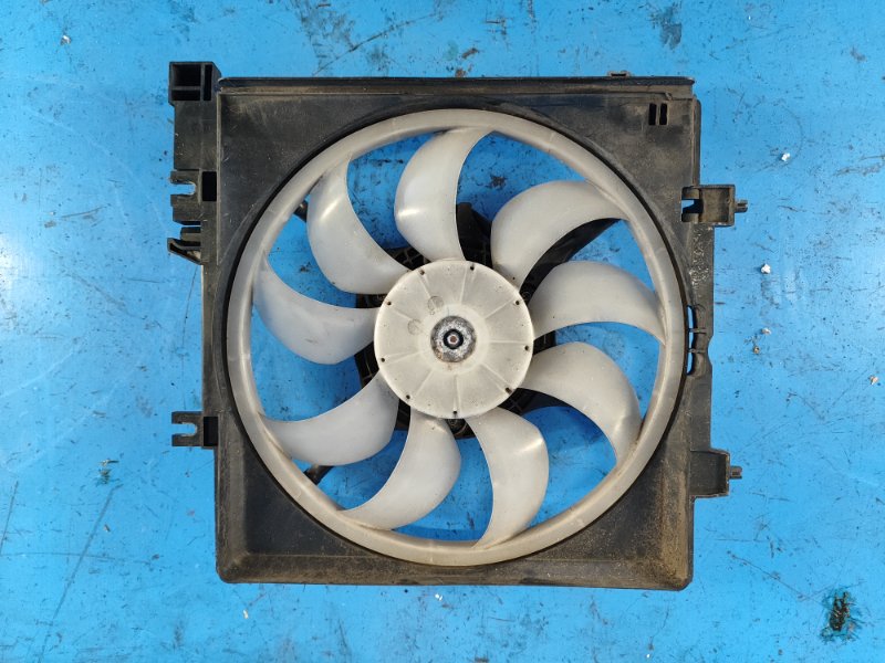 Диффузор вентилятора основного радиатора левый OUTBACK 09-14 BR 2.0 diesel