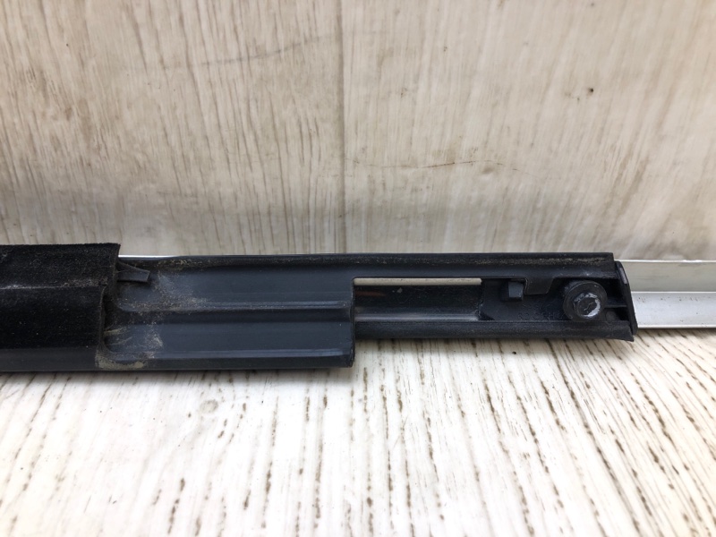 Накладка двери задняя правая ESCAPE 12-19 2012 TM2 2.0 HDTX