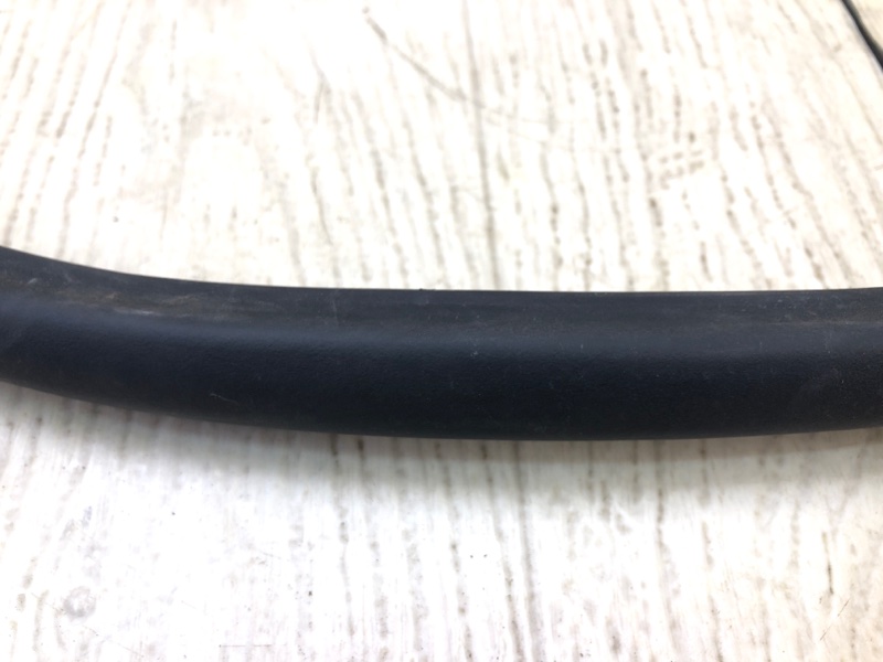 Уплотнитель двери задний левый ESCAPE 12-19