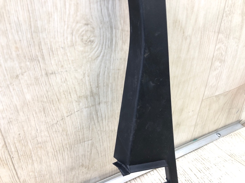 Накладка двери внутренняя задняя правая ESCAPE 12-19