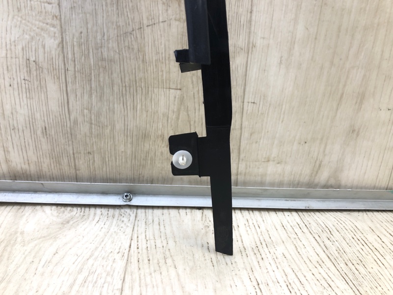 Накладка двери внутренняя задняя правая ESCAPE 12-19