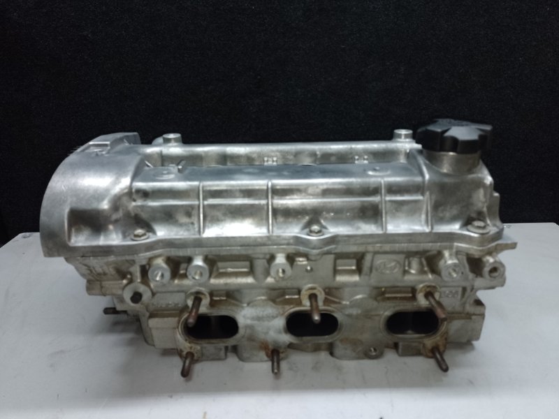 Головка блока цилиндров левая HYUNDAI TUCSON 04-10 2006 2.7 G6BA 22100-372A0 Б/У