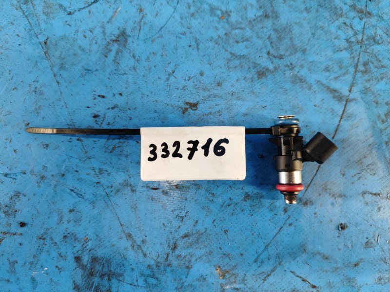Форсунка топливная CHRYSLER 200 10-14 2013 3.6 ERB RL184085AC Б/У