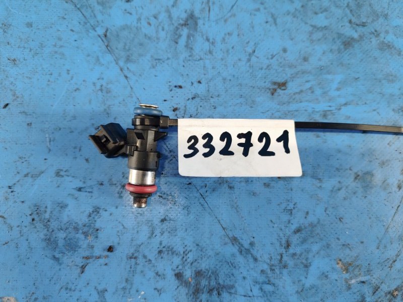 Форсунка топливная CHRYSLER 200 10-14 2013 3.6 ERB RL184085AC Б/У
