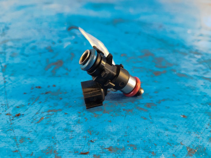 Форсунка топливная 200 10-14 2013 3.6 ERB