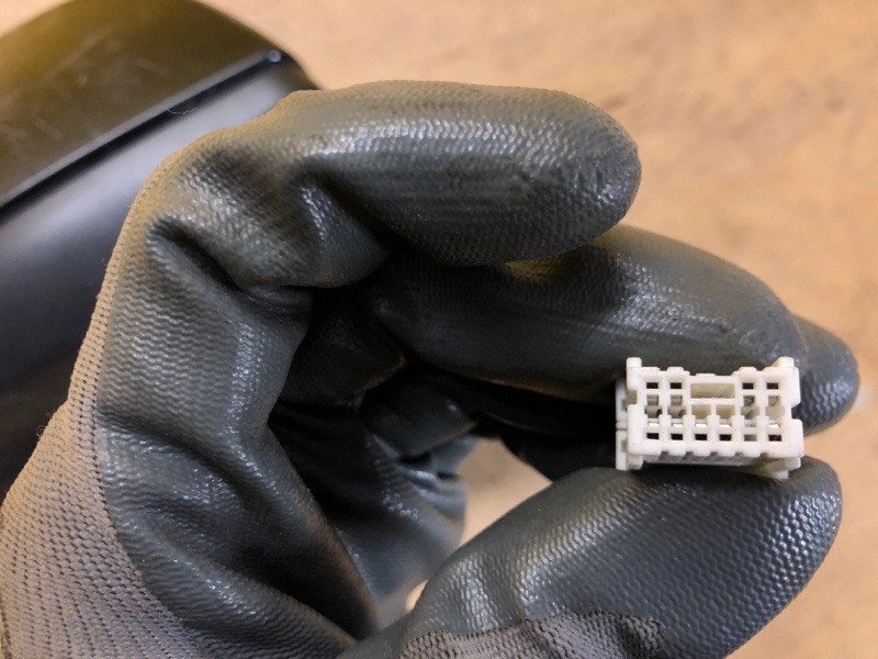 Зеркало правое OUTBACK BS 14-21