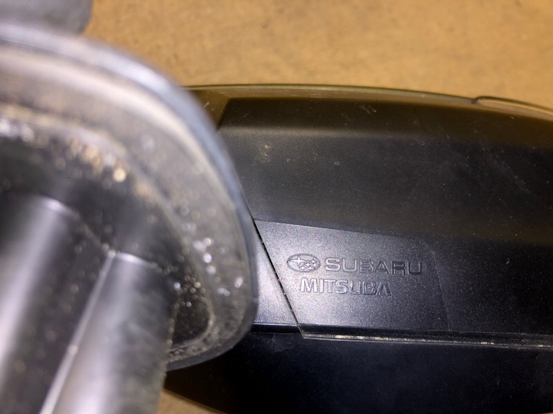 Зеркало левое OUTBACK BS 14-21