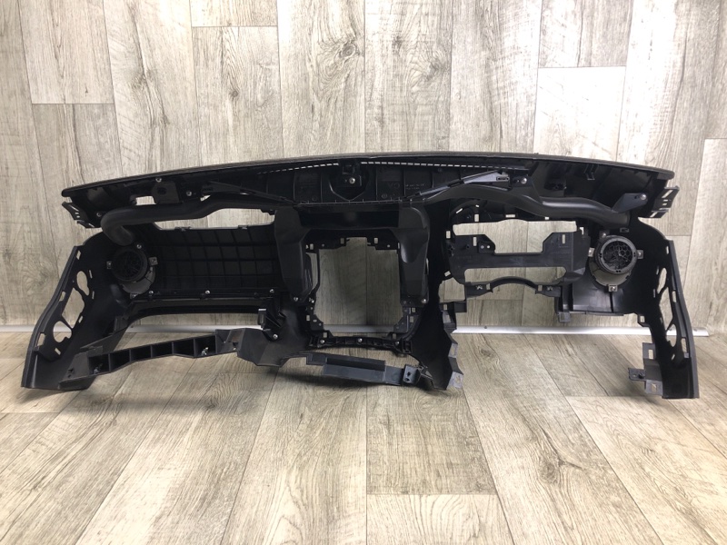 Торпедо JUKE 10-19 2011 1.6 MR16DDT