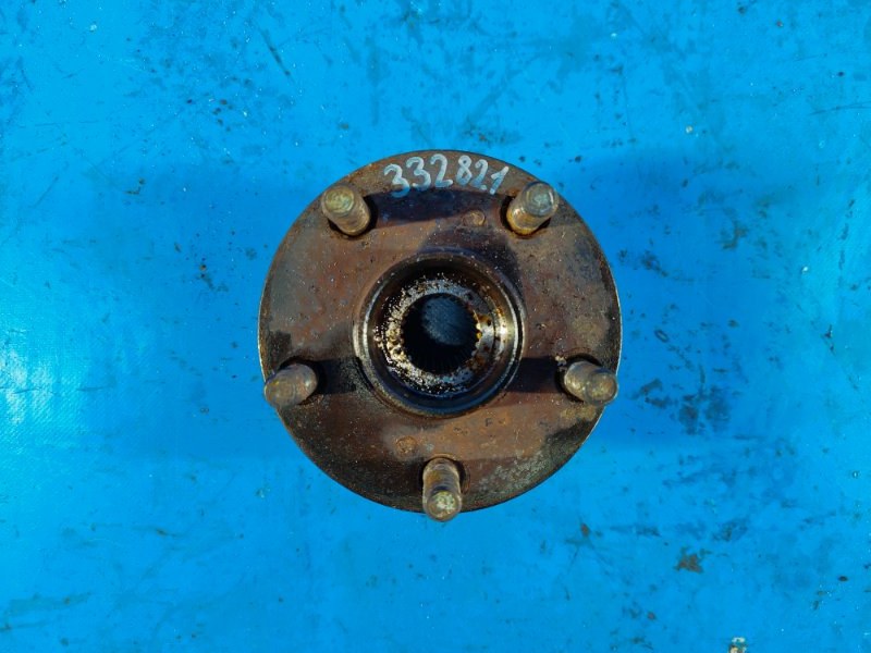 Ступица передняя TOYOTA PRIUS - 20 03-11 2006 1NZ-FXE 1.5L 4351047010 Б/У