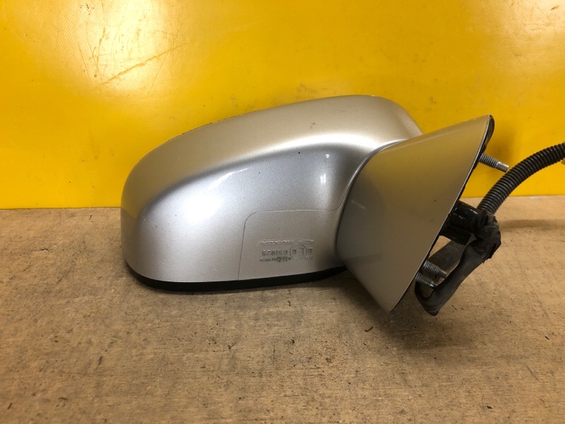 Зеркало правое CIVIC 4D 06-11