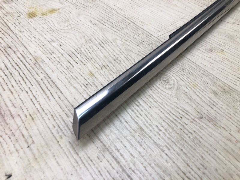 Молдинг двери задний правый CHRYSLER 200 14-16 UF 2.4 ED6