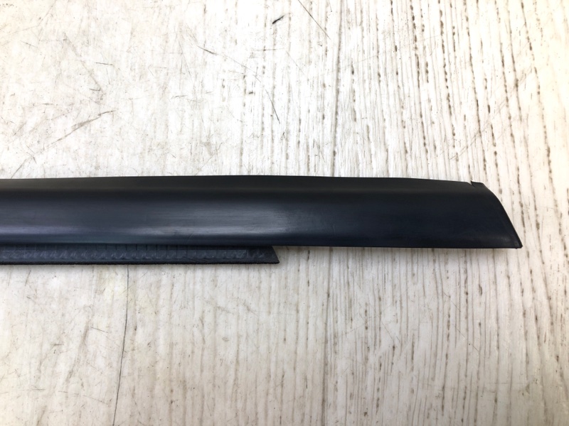 Молдинг двери задний левый FOCUS 10-18 2016 CB8 2.0 XQDA