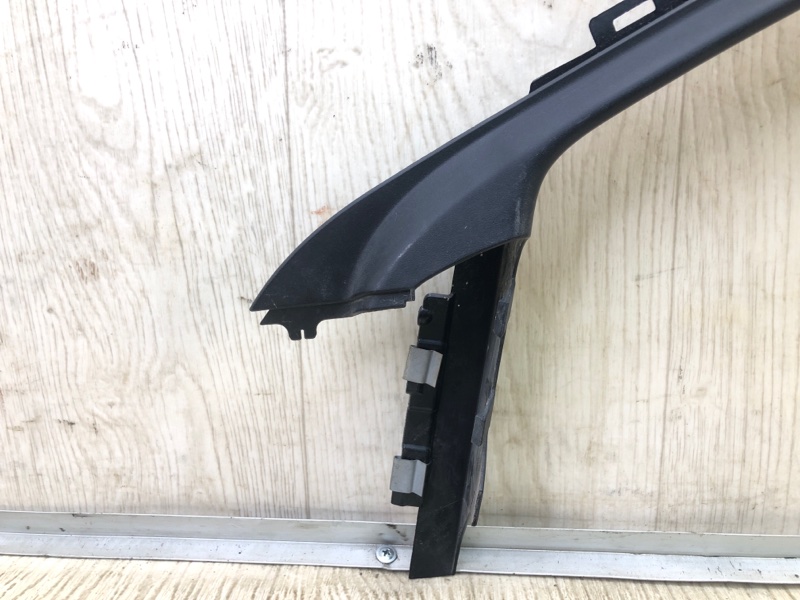 Накладка двери внутренняя передняя правая FOCUS 10-18 2015 CB8 2.0 XQDA