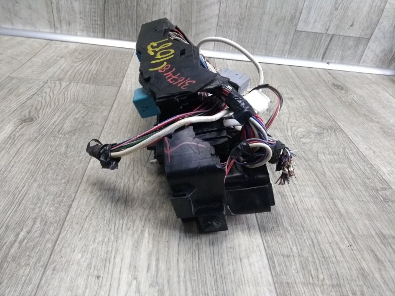 Блок предохранителей моторный отсек CAMRY 70 17- 2018 GSV70 2.5 A25AFKS Блок предохранителей моторный отсек CAMRY 70 17- 2018 GSV70 2.5 A25AFKS