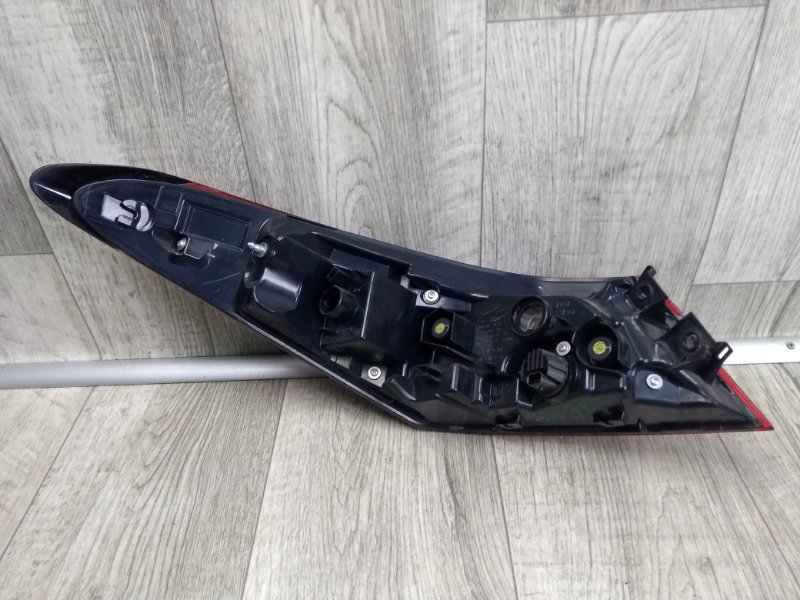 Фонарь наружный правый TOYOTA CAMRY 70 17- GSV70 2.5 A25AFKS Фонарь наружный правый TOYOTA CAMRY 70 17- GSV70 2.5 A25AFKS