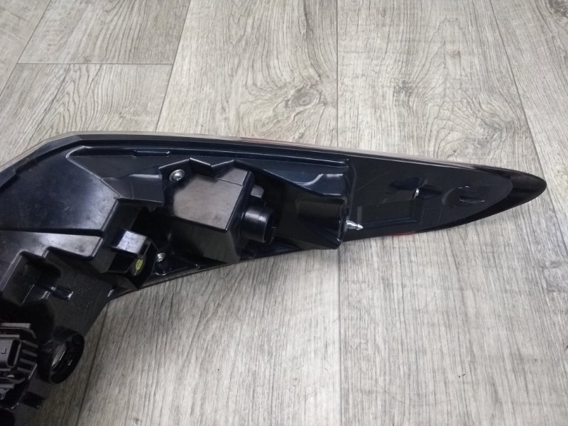 Фонарь наружный правый CAMRY 70 17- 2020 GSV70 2.5 A25AFKS Фонарь наружный правый CAMRY 70 17- 2020 GSV70 2.5 A25AFKS