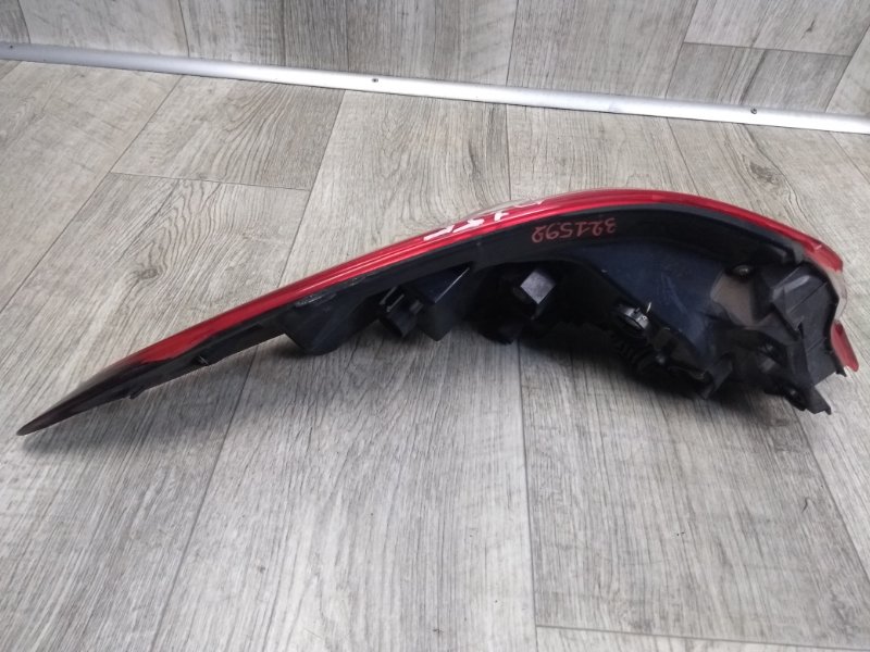 Фонарь наружный правый CAMRY 70 17- Фонарь наружный правый CAMRY 70 17-