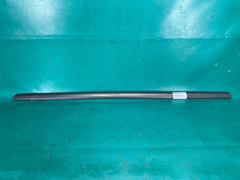 Молдинг двери задний левый FORD FOCUS 10-18 2013 Хетчбек 2.0 C20HDEX BM5Z-5825860-B Б/У
