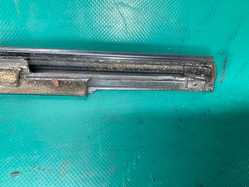 Молдинг двери передний левый OUTLANDER 03-07 2006 Внедорожник 2.4 4G69