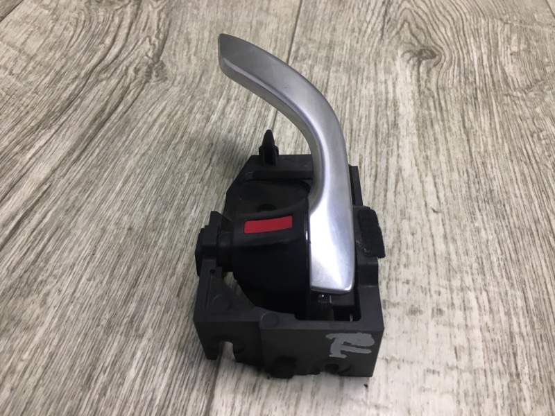 Ручка двери внутренняя левая MAZDA 6 GJ 12- GJ 2.5 PYY1 Ручка двери внутренняя левая MAZDA 6 GJ 12- GJ 2.5 PYY1